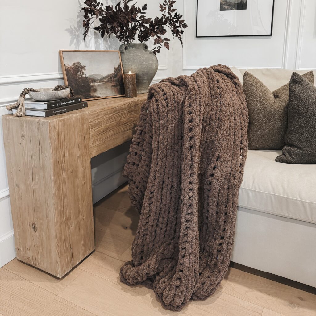 fall console table styling